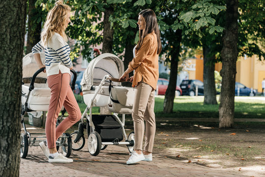 5 Ways to Make Friends as a New Mom